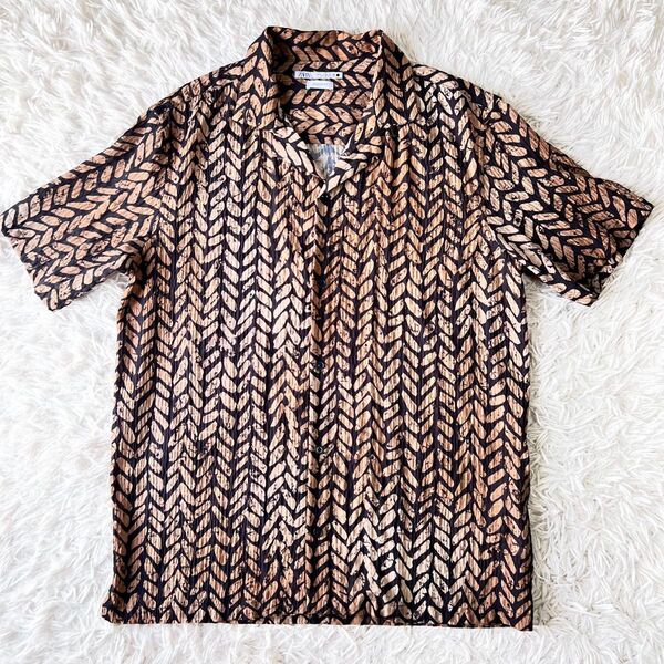 ZARA 半袖シャツ 開襟シャツ 総柄 レギュラーフィット サイズM