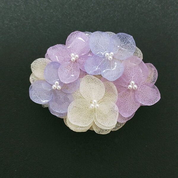 紫陽花の帯留め 本物 和装小物 ハンドメイド あじさい アジサイ 帯留
