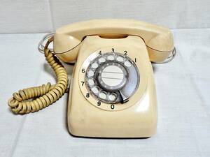 * Showa Retro Toshiba 601-A2 beige dial type telephone 