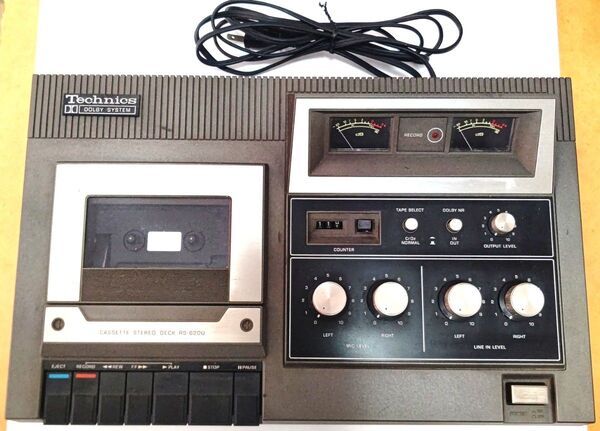 早い者勝ち! 大人気! オーディオ機器 Panasonic Technics テクニクス カセットデッキ RS-620U 中古品