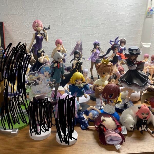 フィギュア アクスタ 美少女 アニメ セット販売 約40個 スパイファミリー、ホロライブ、リゼロ、五等分の花嫁、東方 箱無