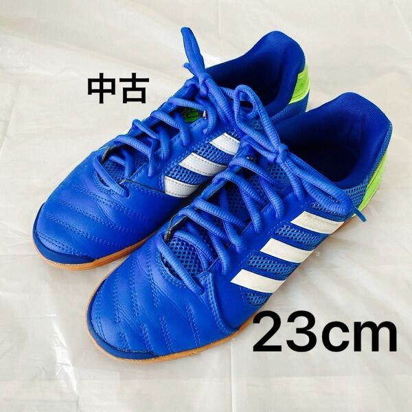 【中古】23.0cm トレーニングシューズ フットサル 室内用 サッカーシューズ adidas アディダス スニーカー