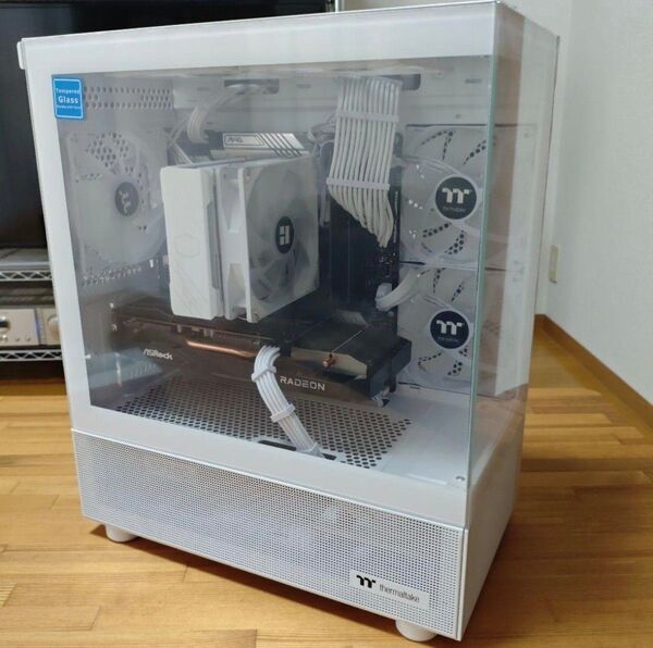 自作ゲーミングPC i5-14400F 16GB/1TB RX6600XT 美品