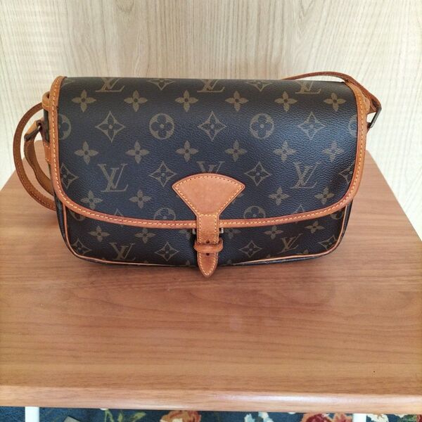 Louis Vuitton ショルダーバッグ モノグラム