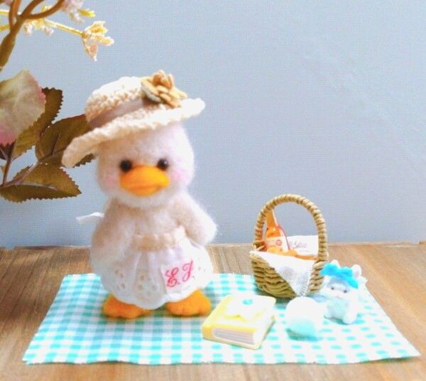 羊毛フェルト アヒル Picnic box ハンドメイド ミニチュア