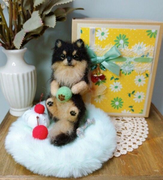 羊毛フェルト ポメラニアン ブラックタン 犬 ハンドメイド ミニチュア