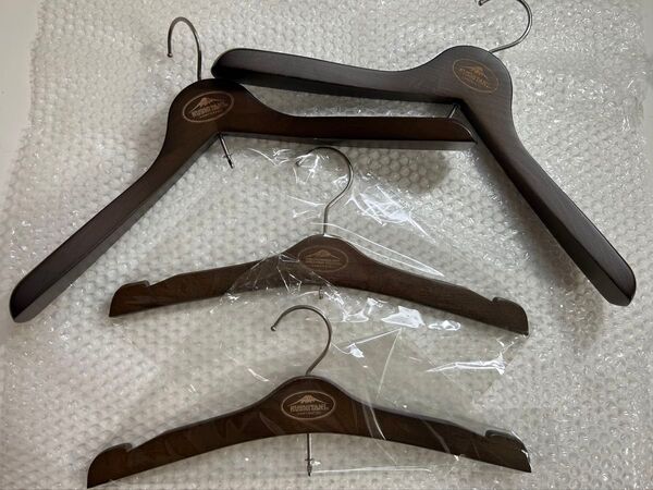 クシタニ kushitani ジャケット用木製ハンガー パンツ用木製ハンガー