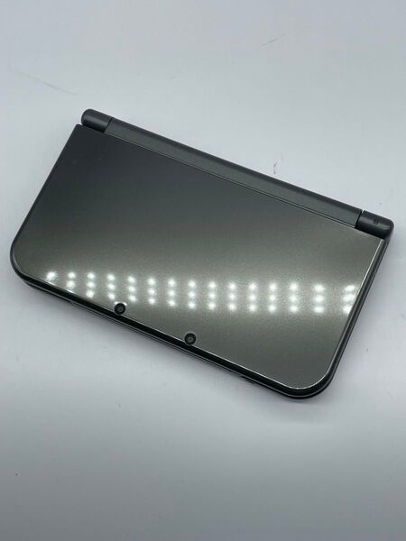 Newニンテンドー3DS LL メタリックブラック