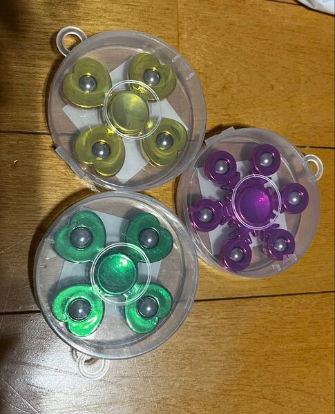 新品 ハンドスピナー 3個セット イエロー グリーン ケース