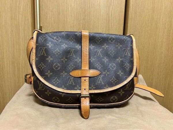 ルイヴィトン モノグラム ショルダーバッグ LOUIS VUITTON ソミュール30