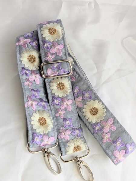 インド刺繍リボン スマホストラップ ショルダーベルト ハンドメイド