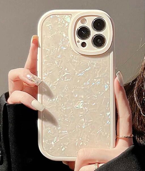 【新品未開封】 iPhone15 Pro スマホケース 貝殻シェル ベージュ