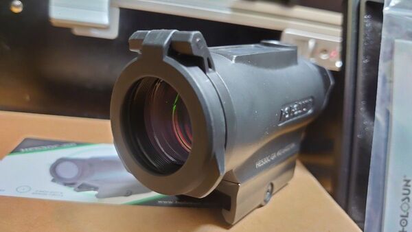 HOLOSUN ホロサン HE530C-GR Elite チタン ソーラーチューブ サイト グリーンレティクル 実物 光学機器