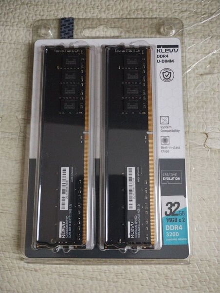 KLEVV ESSENCORE DDR4-3200 メモリ 16GB x 2 32GB