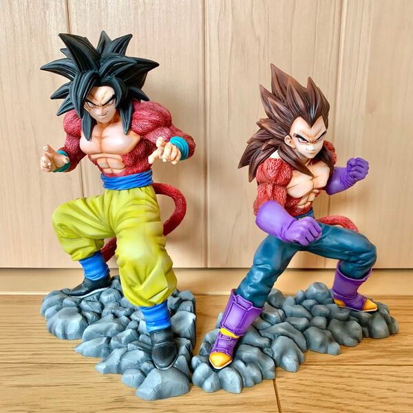 国内正規品 ドラゴンボールGT 決定版フィギュア【 超サイヤ人4 孫悟空&ベジータ 】ジオラマ台座 フルリペイント作品 一点物