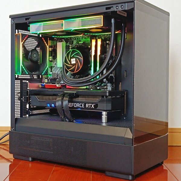 【極美品】2面ガラス ゲーミングPC Ryzen7 5700X RTX3070 メモリ32G M.2 1TB WiFi