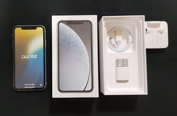iPhone XR ホワイト SIMフリー 256GB 極美品 中古