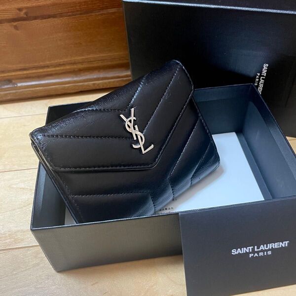SAINT LAURENT 折り財布