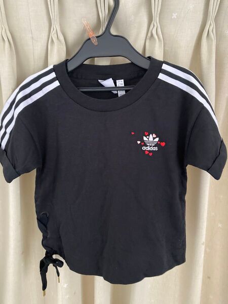 未使用 130程度 adidas ショート丈 Tシャツ