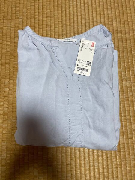 ユニクロ リネンブレンドボリュームブラウス ライトブルー M
