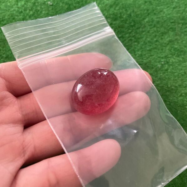 マダガスカル産 ストロベリークォーツ 苺水晶 ルース 天然石 極上 濃厚 パワーストーン 宝石 裸石 カボション