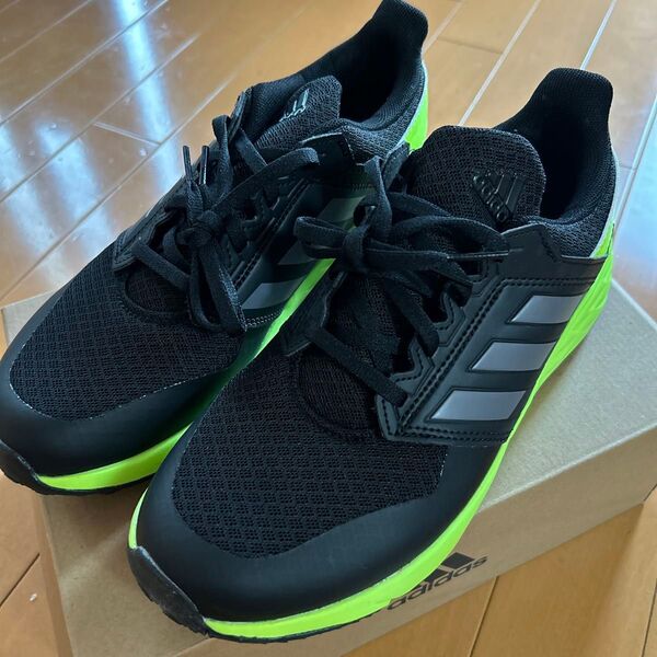 adidas(アディダス) FortaFaito K スニーカー 男の子 女の子 ブラック/グリーン 25.0センチ
