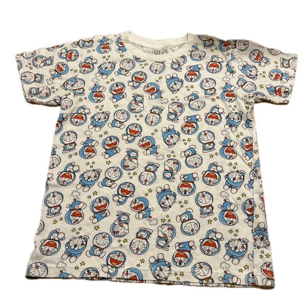 UNIQLO UT 130 ドラえもん コラボ 半袖Tシャツ 美品 ほぼ未使用 即日発送 男の子 女の子 人気キャラクター