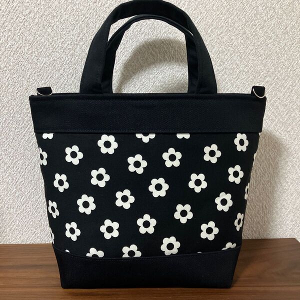 ハンドメイド トートバッグ ミニフラワー柄