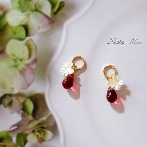No.289 葡萄色の雫 本物のお花のピアス イヤリング
