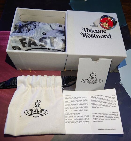 Vivienne Westwood ヴィヴィアンウエストウッド エナメルボタン リング【復刻】
