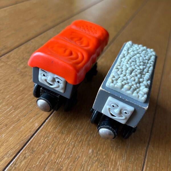 木製トーマス 笑ういたずら貨車 いじわる貨車 きかんしゃトーマス