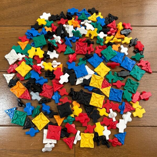【正規品】ラキュー 約200ピース 原色カラー