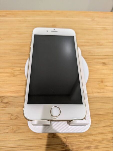 iPhone6S 64GB ゴールド SIMフリー 利用制限なし