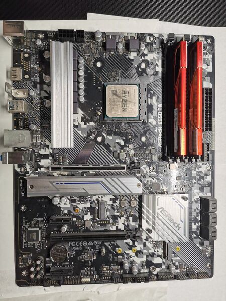 Ryzen7 3700X(一本ピン欠損ジャンク) ASRock B550 TW メモリDDR4 8GB×2 2666MHz