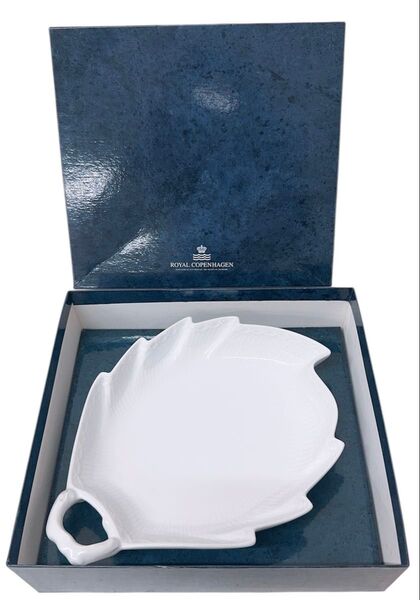 ロイヤルコペンハーゲン プリンセス リーフディッシュ 未使用品 洋食器 プレート ROYAL COPENHAGEN ホワイト