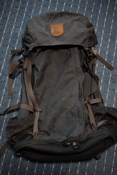 美品 Fjallraven kaipak58 stone grey フェールラーベン バックパック リュック ブッシュクラフト