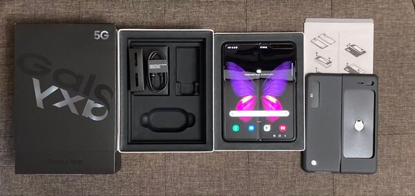 Samsung Galaxy Fold 5G SM-F907N 12GB 512GB 韓国版 海外版 SIMフリー 初代