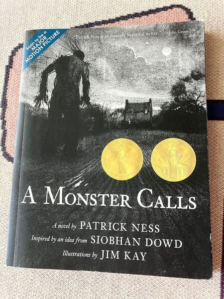 『A Monster Calls 』Patrick Ness 洋書