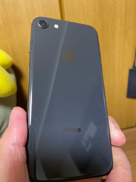 【売り切り!】iPhone8 64GB 大きなダメージなし 82% SIMフリー