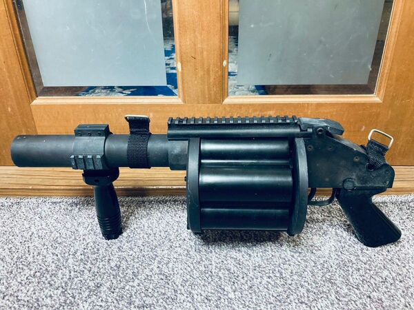 【希少】CAW リボルバーランチャー 40mm グレネードランチャー モスカート ガスカート ICS MGL140 M203