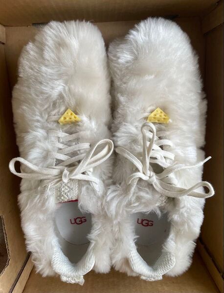 UGG (アグ) CA805 x 2020 Sneaker - CA805 x 2020 スニーカー | ホワイト 28.5cm