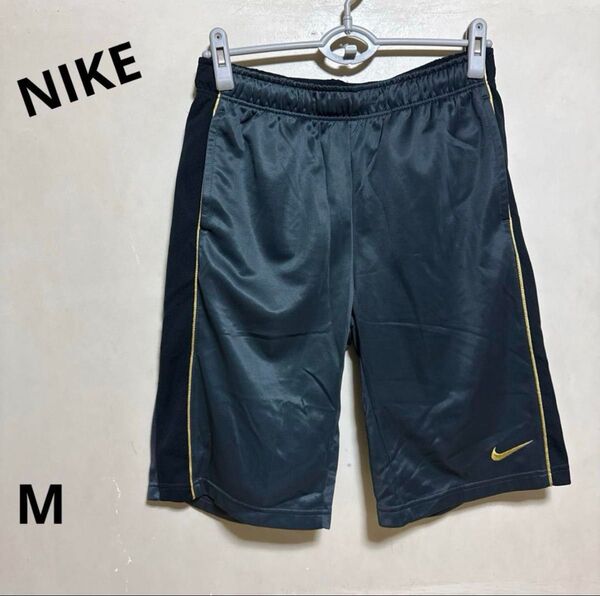 ナイキ NIKE ハーフパンツ メンズ Mサイズ