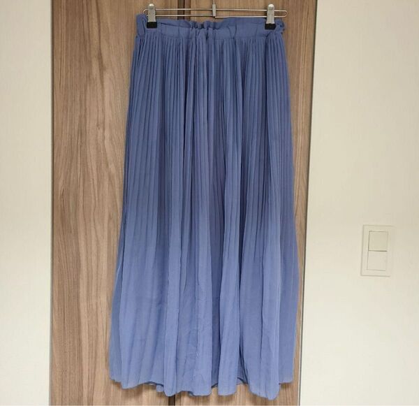Mサイズ ブルー プリーツロングスカート 春夏向き 青