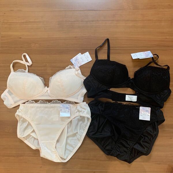 ノンワイヤーブラジャー&ショーツM 2セット