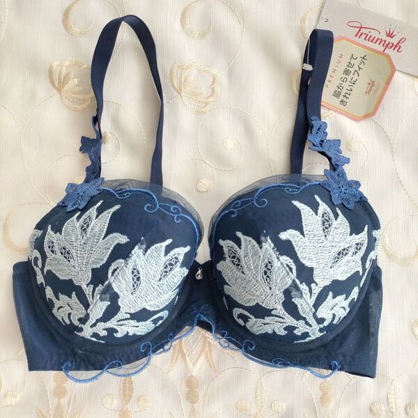 D65トリンプ レッドレーベル プレミアムデザイン 単品ブラジャー