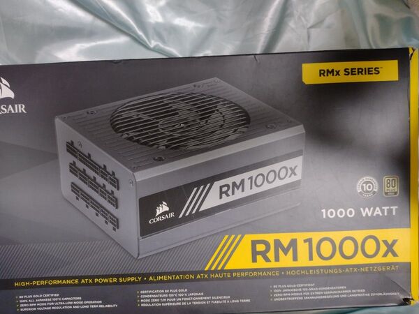 Corsair RM1000x 80PLUS GOLD認証取得 1000W静音電源ユニット