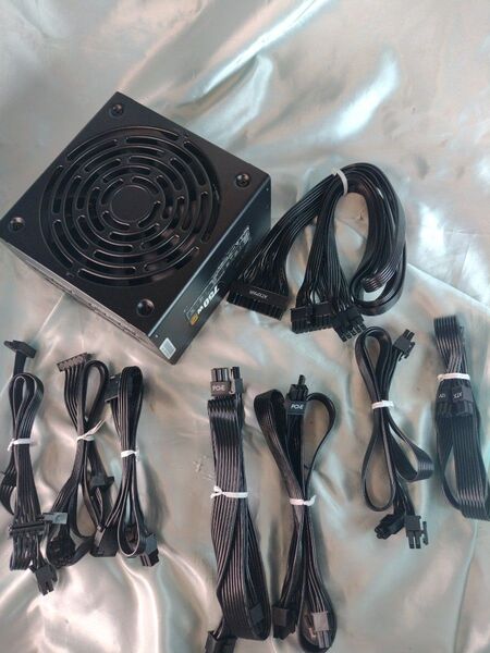玄人志向 KRPW-GA750W90+ 750W GOLD ATX電源玄人志向