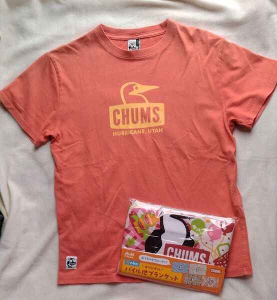 CHUMS Tシャツ