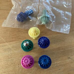 ベイブレードX ビット まとめ売り(ギヤポイント、フラット、オーブ、メタルニードル、フリーボール、ギヤニードル、アクセル)