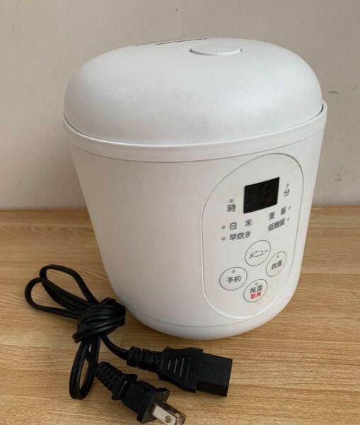 ツインバード 炊飯器 ホワイト系 RC-MF15-W